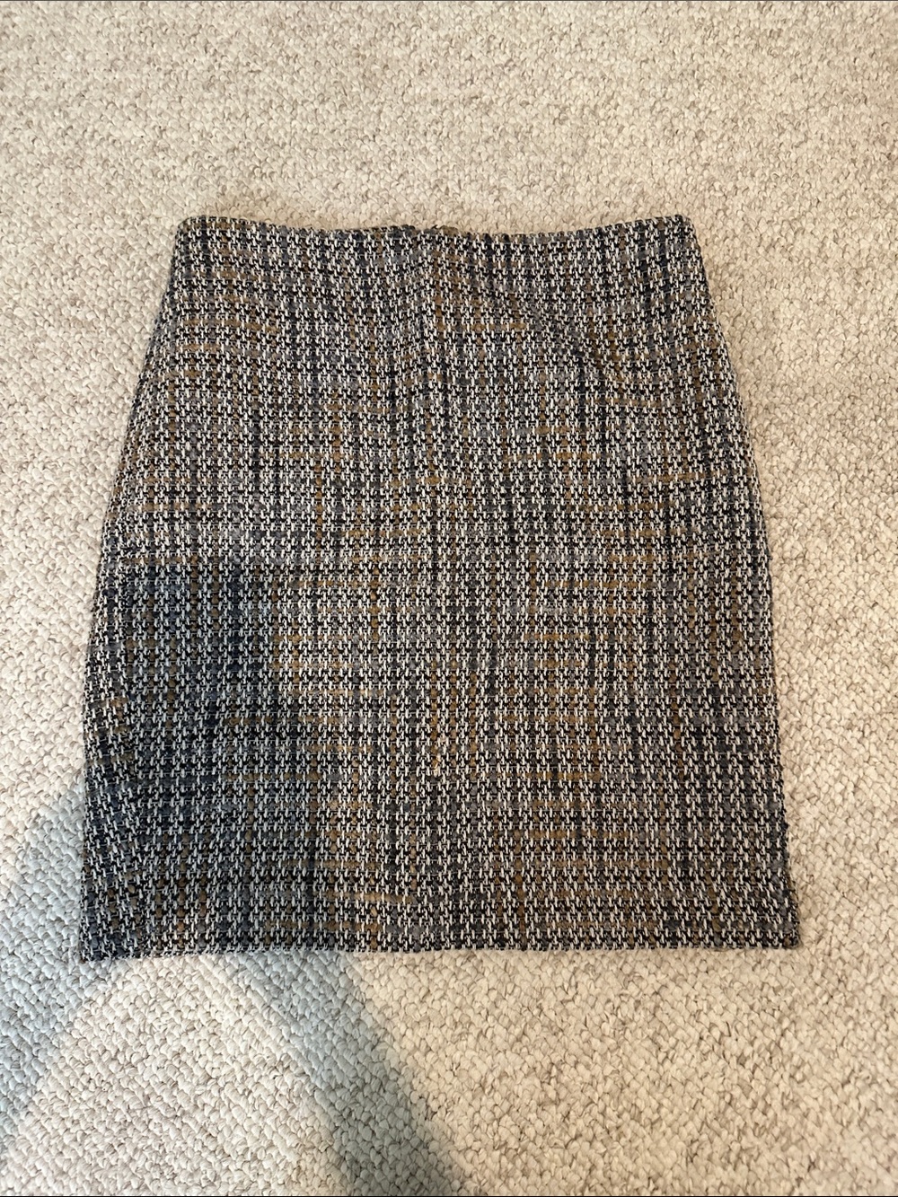 Ann Taylor Factory Black and White Tweed Pencil Skirt with Subtle Brown Threads